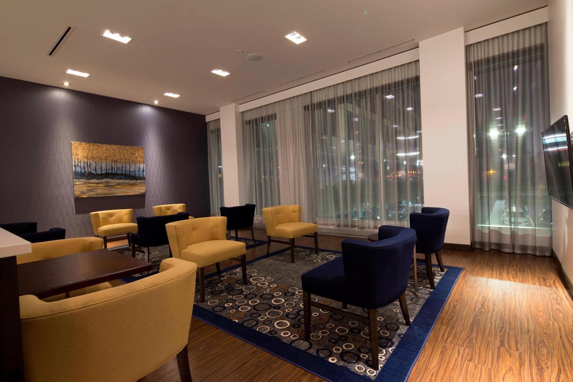Courtyard By Marriott Ciudad de Quebec Exterior foto